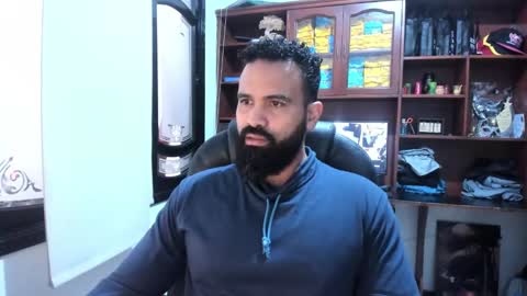 Snapshot of drako_argenti_ chatting on 02.24.25 Drako online show from 02.24.25