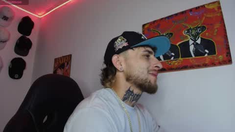Snapshot of drako_lives_show chatting on 07.10.26 - NEW ACCOUNT Independent model online show from 07.10.26