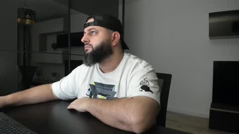 Snapshot of dravenpeak chatting on 01.08.26 DravenPeak online show from 01.08.26