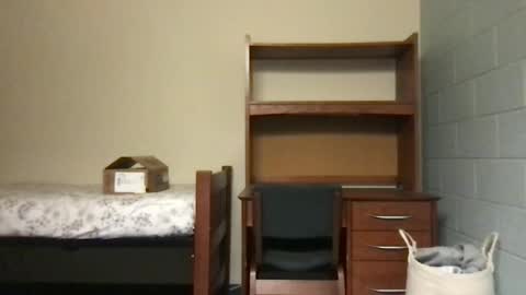 Snapshot of dream1girl_ chatting on 02.25.25 ur dream girl online show from 02.25.25