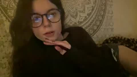 Snapshot of dream1girl_ chatting on 02.27.26 ur dream girl online show from 02.27.26