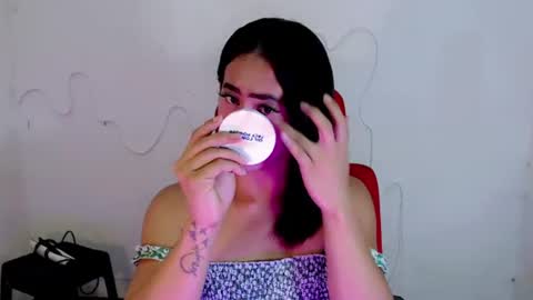 Snapshot of dream_bridexxx chatting on 06.25.26 alexa online show from 06.25.26