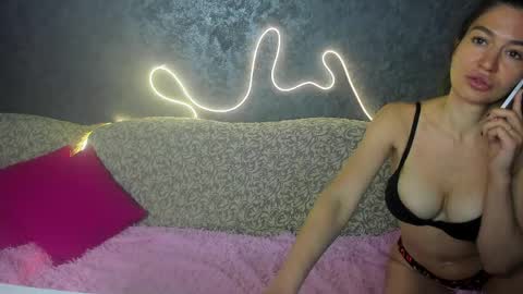 Snapshot of dream_olivia chatting on 05.20.26 Olivia online show from 05.20.26