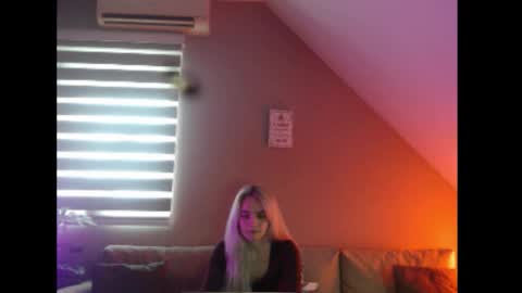 A girl online show from 01.13.26