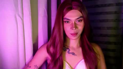 Snapshot of dreamcome_truexx chatting on 02.11.26 true online show from 02.11.26