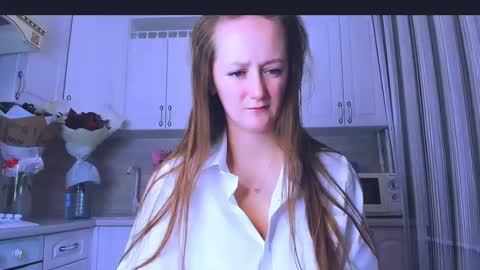 Snapshot of dreamesoul chatting on 12.24.24 dreamesoul online show from 12.24.24