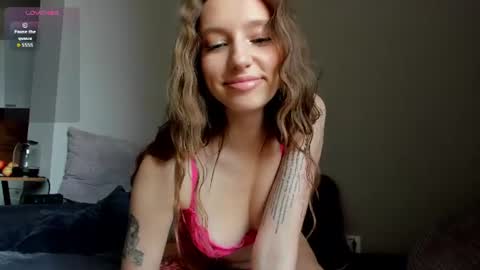 Snapshot of dreamhale chatting on 07.23.26 Hello im Eva online show from 07.23.26