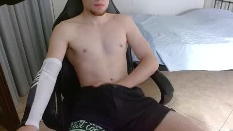 Snapshot of dreammicok chatting on 09.19.25 DreamBoy online show from 09.19.25