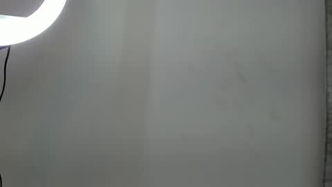 Snapshot of drekev_ chatting on 12.04.24 Kevin online show from 12.04.24