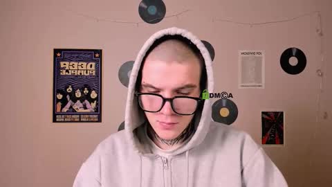 Snapshot of drew_soft_ chatting on 12.02.25 drew_soft_ online show from 12.02.25