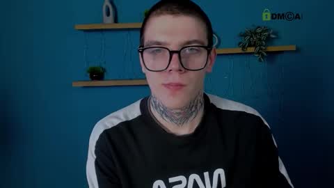 Snapshot of drew_soft_ chatting on 12.18.25 drew_soft_ online show from 12.18.25