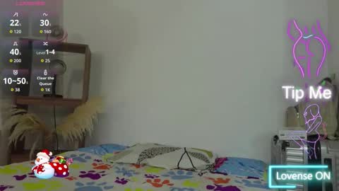 Snapshot of dreyna_latin chatting on 12.16.25 Dreyna online show from 12.16.25