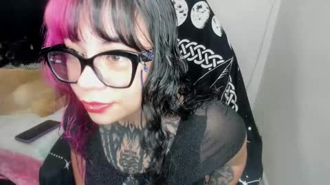 Snapshot of driana_ate chatting on 10.09.25 Driana online show from 10.09.25