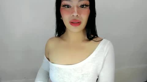 Snapshot of dripqueenxoxo chatting on 09.18.25 miss. Erika online show from 09.18.25