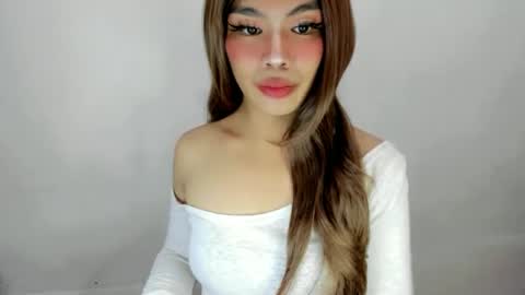 Snapshot of dripqueenxoxo chatting on 09.27.25 miss. Erika online show from 09.27.25