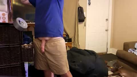 Snapshot of drmbigg chatting on 04.17.26 Hello Hope you enjoy what you see. I love attention in dirty talk and tips thickcock edging precum dirtyTalk C2C online show from 04.17.26