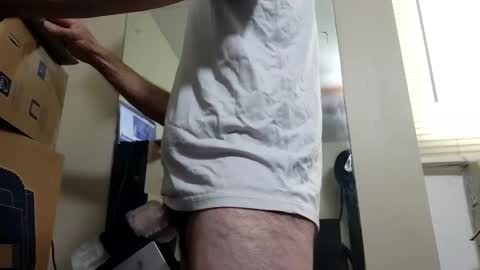 Snapshot of drmbigg chatting on 05.29.26 Hello Hope you enjoy what you see. I love attention in dirty talk and tips thickcock edging precum dirtyTalk C2C online show from 05.29.26