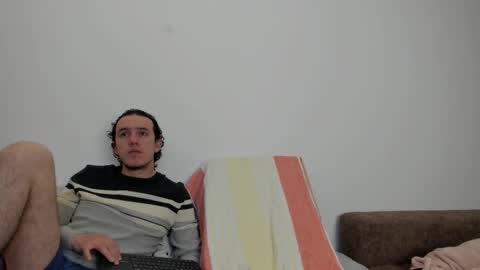 Snapshot of drod6621 chatting on 10.02.25 CamiSanti online show from 10.02.25