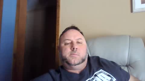 Snapshot of drow0909 chatting on 02.19.26 Drow online show from 02.19.26