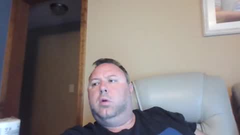 Snapshot of drow0909 chatting on 04.20.26 Drow online show from 04.20.26