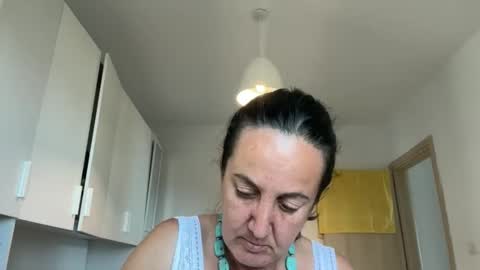 Snapshot of drresa chatting on 06.05.26 Dr. Resa online show from 06.05.26