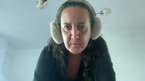 Snapshot of drresa chatting on 06.13.26 Dr. Resa online show from 06.13.26