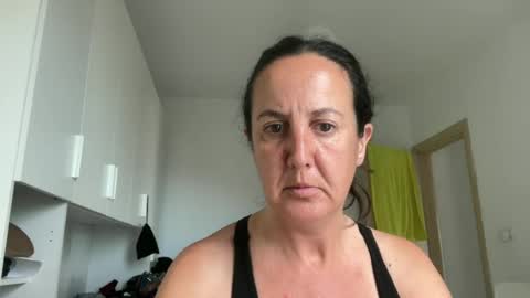 Snapshot of drresa chatting on 06.16.26 Dr. Resa online show from 06.16.26
