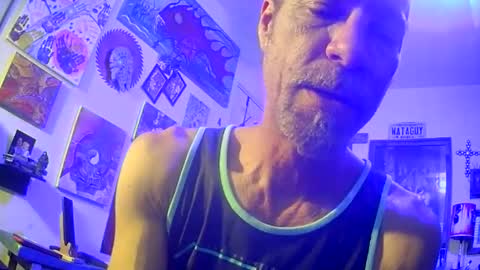 Snapshot of druedowm chatting on 12.22.25 druedowm online show from 12.22.25