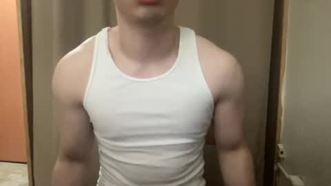 Snapshot of drveucrzy chatting on 02.25.26 driveucrzy online show from 02.25.26