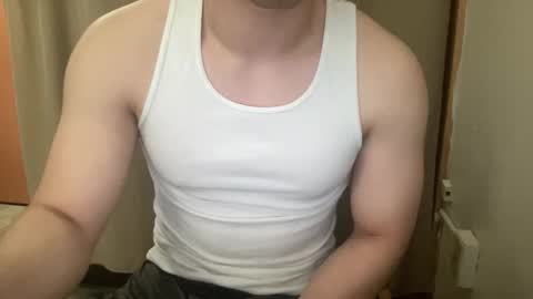 Snapshot of drveucrzy chatting on 03.12.26 driveucrzy online show from 03.12.26