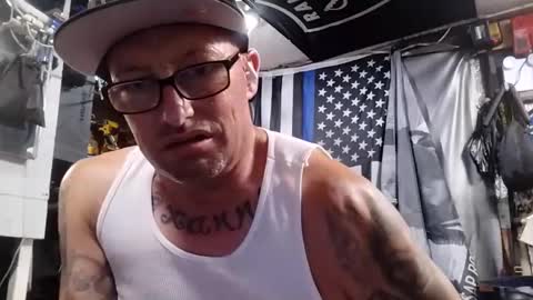 Snapshot of dsmock chatting on 09.19.25 dsmock online show from 09.19.25