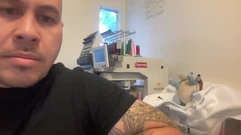 Snapshot of dtfandrecord chatting on 02.15.26 dtfandrecord online show from 02.15.26