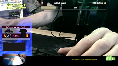 Snapshot of duck_door_mac_arena chatting on 09.24.25 duck_door_mac_arena online show from 09.24.25