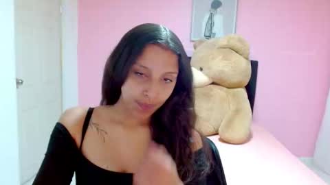 Snapshot of dulce1609 chatting on 02.18.25 dulce1609 online show from 02.18.25