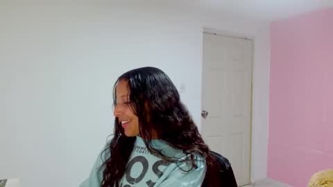 Snapshot of dulce1609 chatting on 02.25.25 dulce1609 online show from 02.25.25