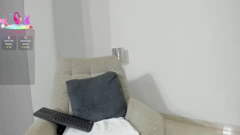 Snapshot of dulce1_ chatting on 10.24.25 Dulce online show from 10.24.25