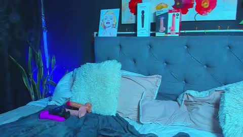 Snapshot of dulce_celeste15 chatting on 02.02.25 C E L E S T E online show from 02.02.25