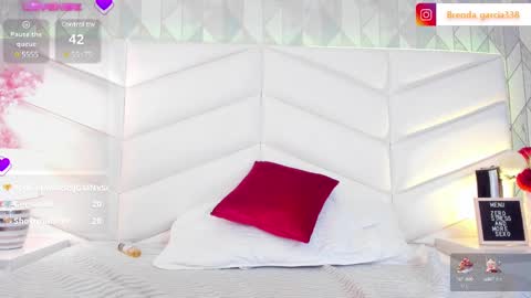    Monday 5-2 am From Tuesday to Friday5-1 am Colombia time online show from 01.08.25