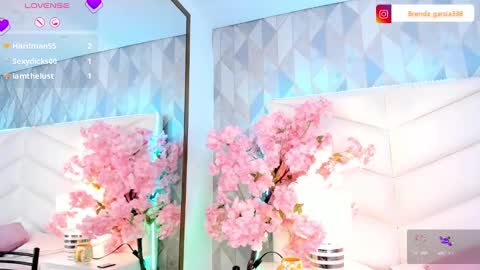    Monday 5-2 am From Tuesday to Friday5-1 am Colombia time online show from 02.23.25