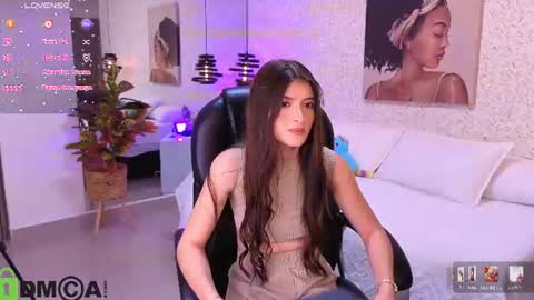 Snapshot of dulce_isabel_ chatting on 07.20.26 dulce_isabel_ online show from 07.20.26