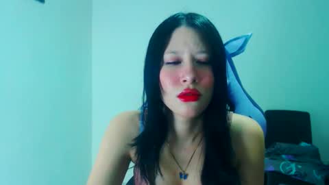 dulce_mauren online show from 11.30.25