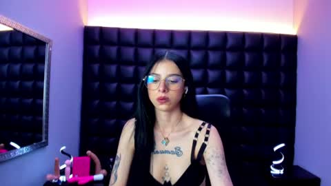 Snapshot of dulce_miiaa chatting on 07.04.26 dulce_miiaa online show from 07.04.26