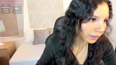 Snapshot of dulce_natyy chatting on 09.23.25 N A T Y online show from 09.23.25