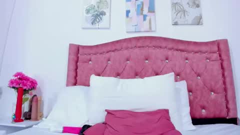 Snapshot of dulceangelita chatting on 12.12.24 Dulce online show from 12.12.24