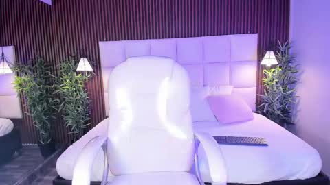 Dulce  online show from 01.12.26