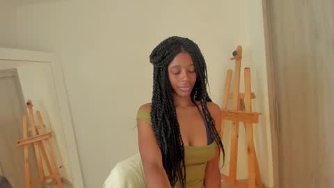 Snapshot of duna_du chatting on 12.11.24 My birthday is tomorrow November 30 online show from 12.11.24