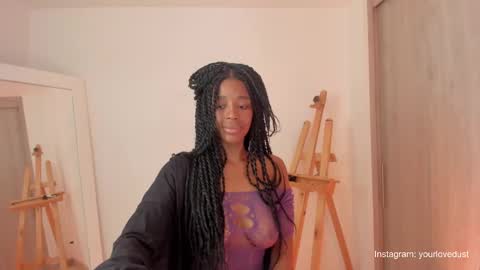 Snapshot of duna_du chatting on 12.17.24 My birthday is tomorrow November 30 online show from 12.17.24