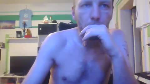 Snapshot of dunky_31 chatting on 12.20.25 dunky_31 online show from 12.20.25