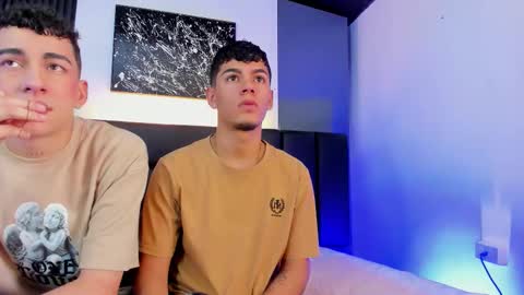 Snapshot of duolust chatting on 11.30.25 Thomas and Noah online show from 11.30.25