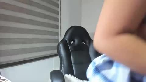 Snapshot of duqueza4you chatting on 03.25.26 Katia online show from 03.25.26